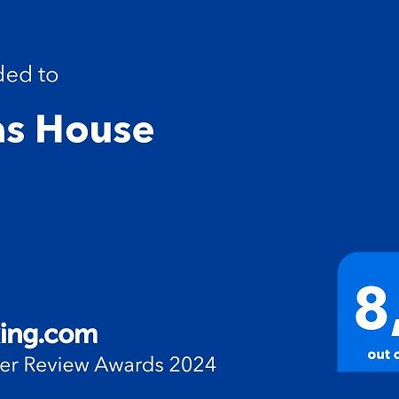 דירות העיירה רתימנו Evas House מראה חיצוני תמונה