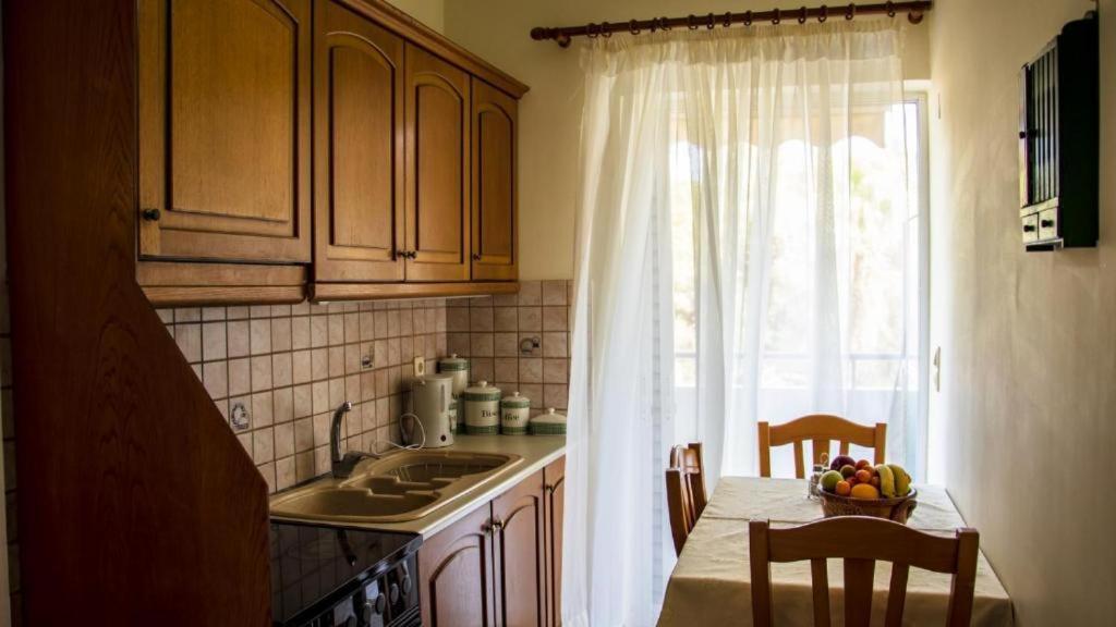 דירות העיירה רתימנו Evas House מראה חיצוני תמונה