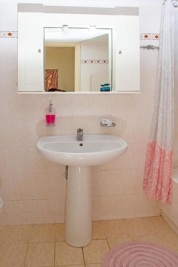 דירות העיירה רתימנו Evas House מראה חיצוני תמונה